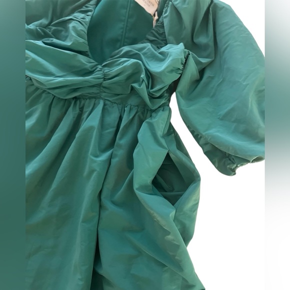 Hyacinth House Emerald Green Tuckernuck XS Ruched V-Neck Genevieve Mini Dress - Picture 8 of 11